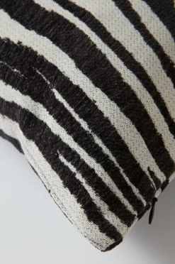 Hot ERLA Tyynynpäällinen 50x50 Cm Koristetyynyt & Tyynynpäälliset