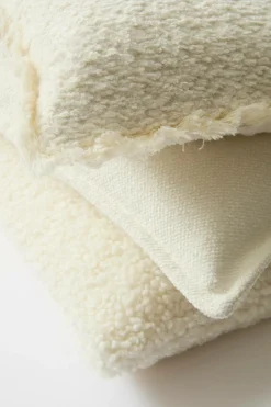 Online GINO Tyynynpäällinen 3-pack Koristetyynyt & Tyynynpäälliset