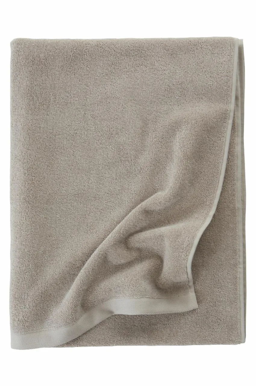 Fashion JOEY Kylpypyyhe 70x140 Cm Isot Kylpypyyhkeet