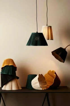 Clearance Kippivarjostin Siv Plissé, 30 Cm Lampunvarjostimet