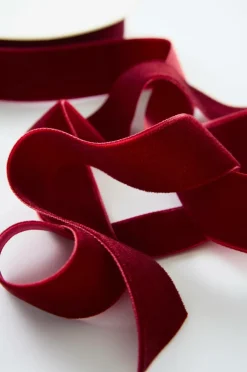 Shop VELVETY Samettiolkain Lahjapaperit & Lahjanauhat